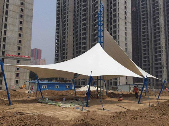 什么是PTFE休閑張拉膜？它為何在建筑設(shè)計中如此受歡迎？