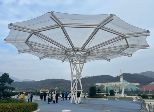 膜結(jié)構(gòu)雨棚的魅力何在？全面解析其優(yōu)勢(shì)與應(yīng)用